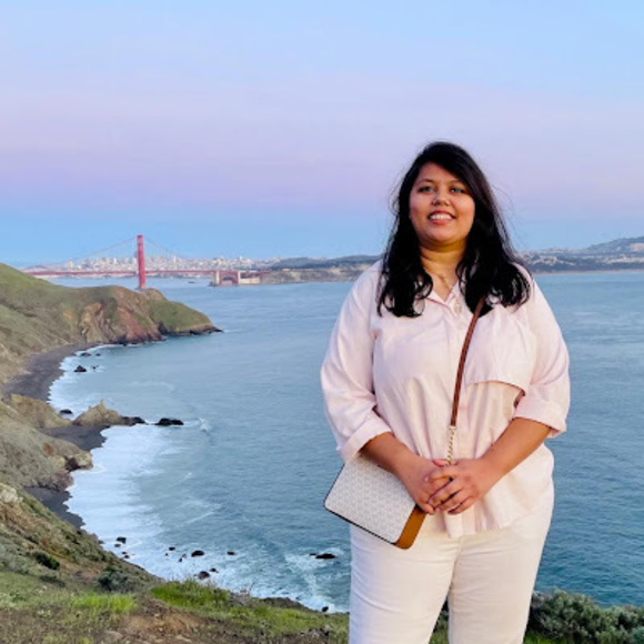 Meet your Posher, Devki - Picture 1 of 1